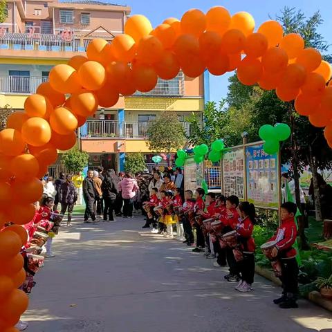 大手牵小手，一起趣运动 ——金太阳幼儿园第五届亲子运动会圆满落幕