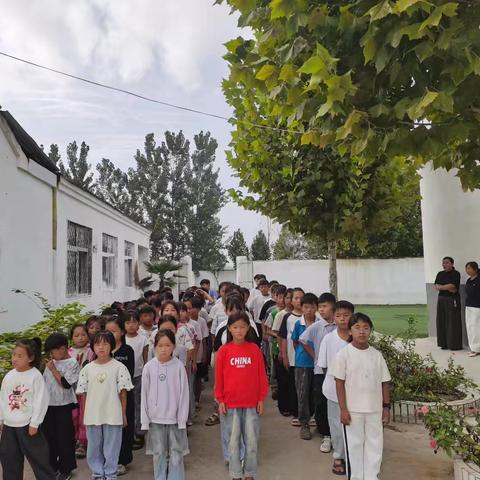 铭记，是为了更坚定的前行！