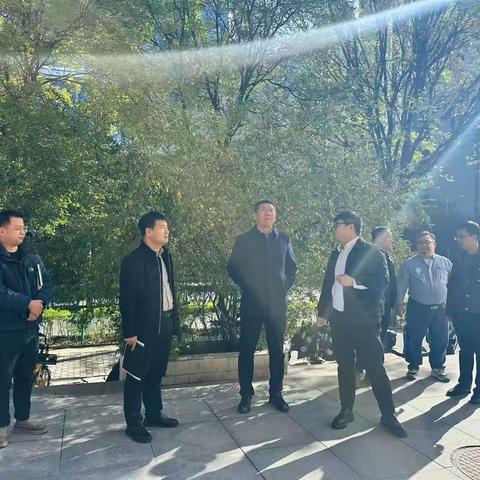 聚焦发展，共探招商新篇——雁塔区委常委、副区长焦鸣军赴杜城街道京东供应链基地走访调研