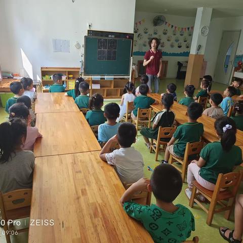 热烈祝贺清雅居幼儿园神墨书法✏️楷书基础✏️课程开课啦🎉🎉🎉🎉