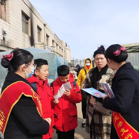 龙港支行积极开展“3·15”金融消费者权益保护宣传活动