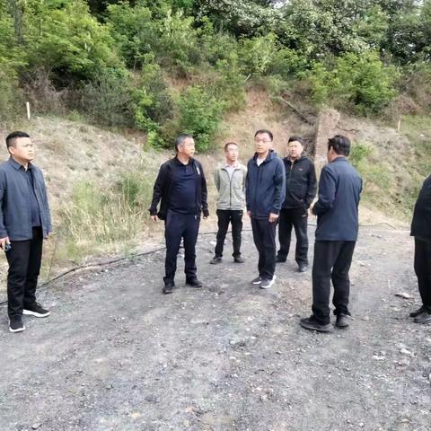 三级调研员赵建波带队对长子县、上党区地质灾害防治工作进行检查