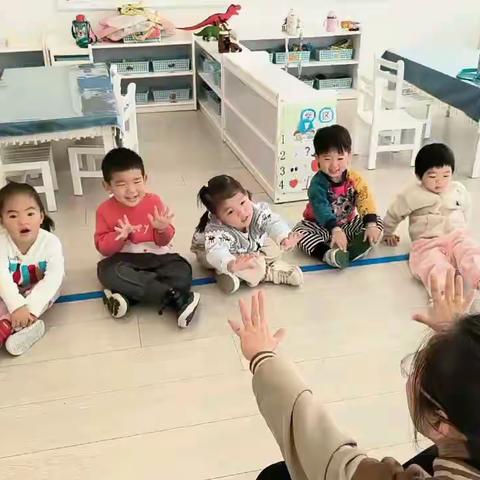 哈佛摇篮幼儿园一月生活点滴