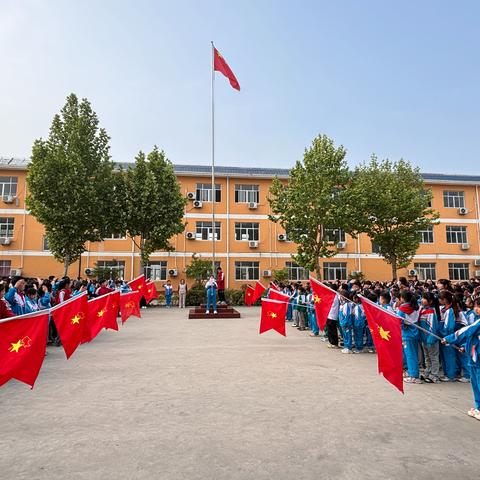 防灾减灾，居安思危——高庄镇中心小学第十一周升旗仪式