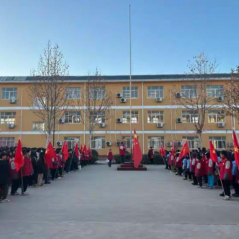 全力以赴，诚信应考——高庄镇中心小学第十九周升旗仪式