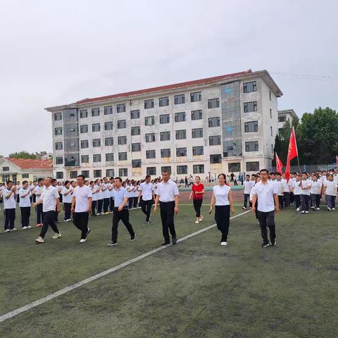 留下最美形象 亮剑26中考 ——暨襄垣一中2026届初三跑操告别仪式