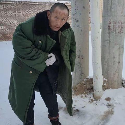 风雪无情、网格有爱，堌阳镇网格员及时救助走失老人脱离生命危险。