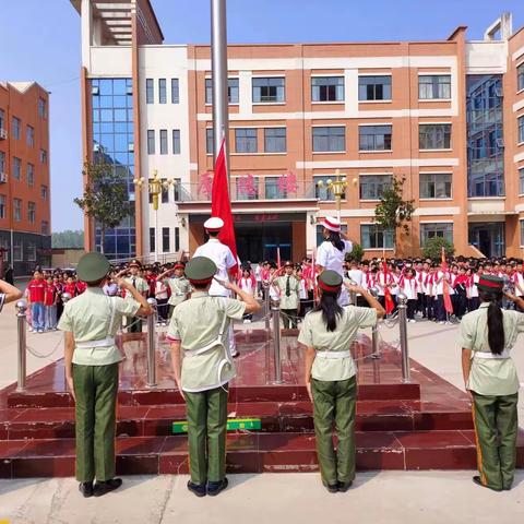 满“新”欢喜 怀梦归来，我们开学啦！ ----- 青驼中学新生入学活动