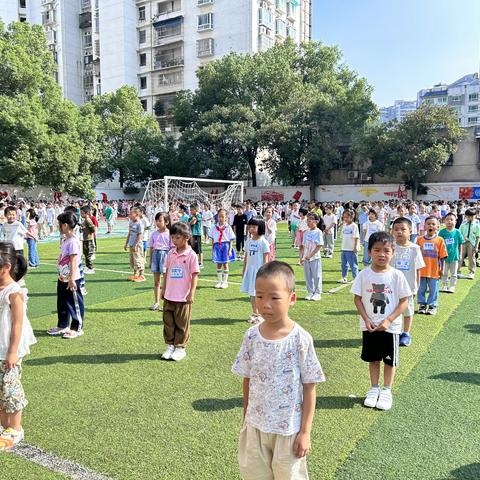 【白鹤小学幼小衔接】入学适应     邂逅美好 1.9班