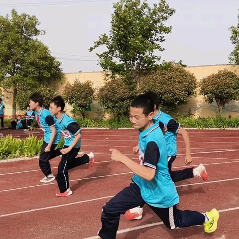 菏泽鲁西新区马岭岗镇诚信路小学2025年“激情拼搏，团结奋进”春季田径运动会纪实