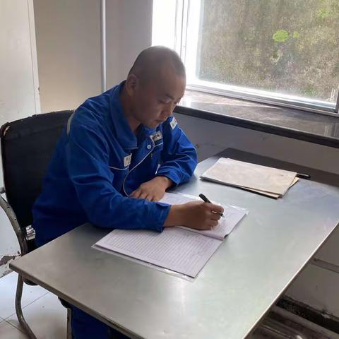 当好“小站”新标杆