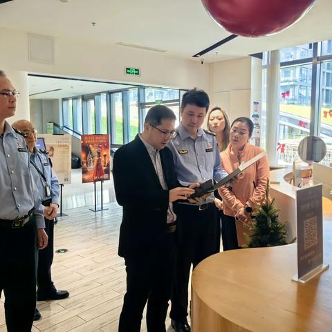 【南山局沙河所】南山局局领导陈建华带队赴沙河所辖区督导“预付无忧商圈”建设工作