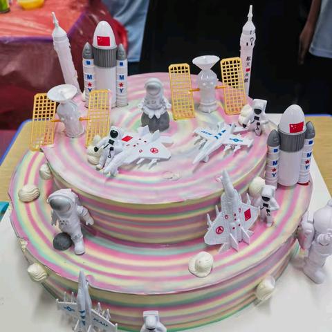 2025年12月5日海南职工秀英子弟学校—六年级6班家长进课堂暨美食节活动