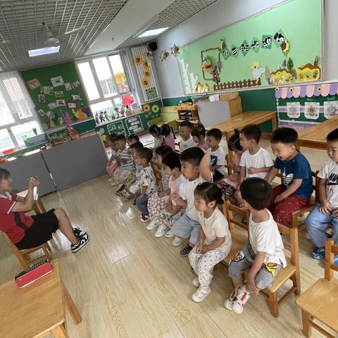 爱上幼儿园 爱上小三班