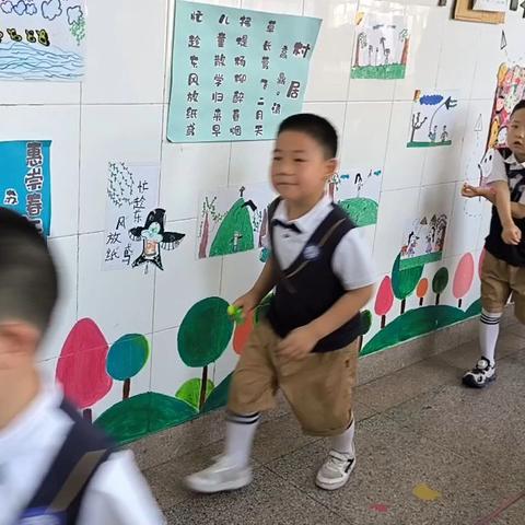 初遇小学，乐见成长