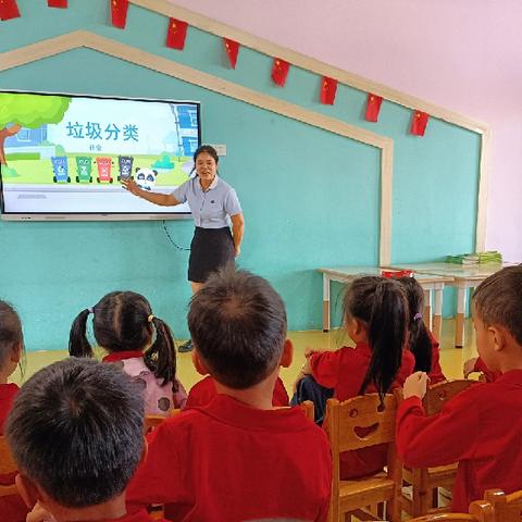 朵朵三班第十一周主题活动《保护地球》课程回顾！以下是孩子本周在幼儿园的学习内容，一起来看看吧。