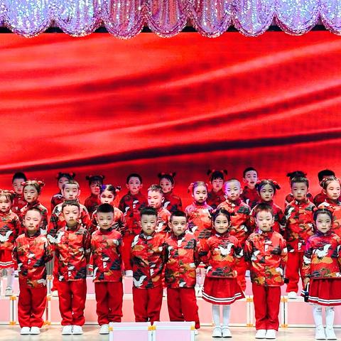 童心向党  红歌嘹唱——榆林市妇联幼儿园中五班开展迎国庆主题系列活动
