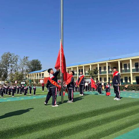 少年有梦，领巾飞扬       ——李庄镇中心小学一年级少先队入队仪式