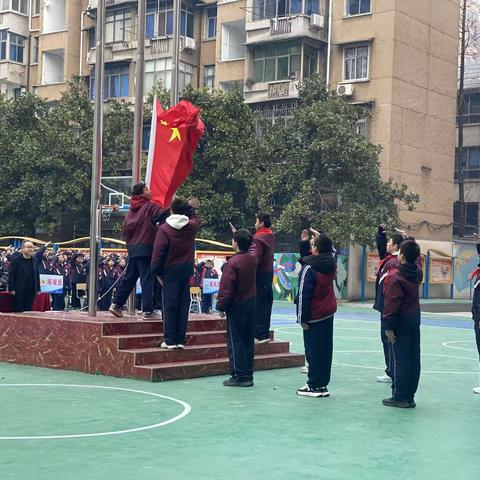 领跑新时代，筑梦向未来——贺家土中学2023年下期休学典礼