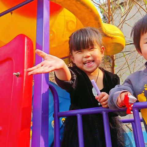 “资”润童心，“助”梦起航---三北张幼儿园开展学生资助政策宣传