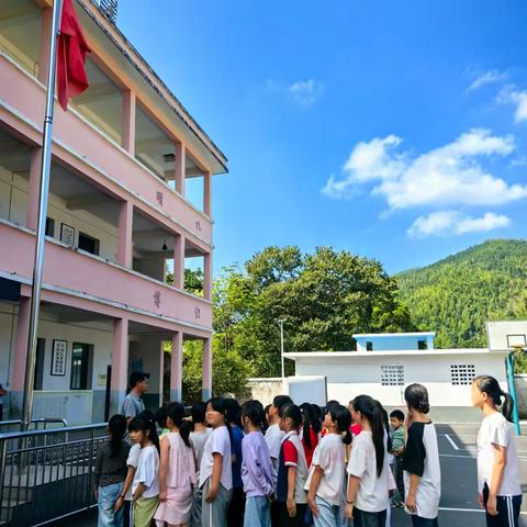 喜迎国庆，礼赞祖国——东江小学为祖国献礼