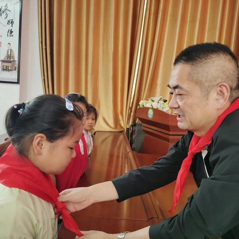 “学习二十大，争做好队员”——官埠中心小学建队日活动