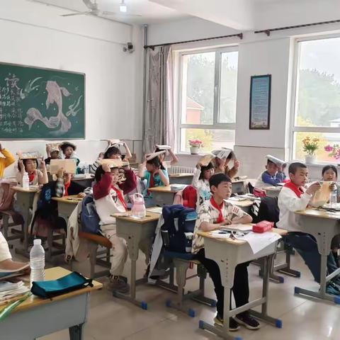 防震于未然 安全共 “童” 行             —— 小城子镇第二中心小学校地震应急疏散演练纪实