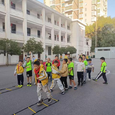 【鑫悦体育】2024年湖北路小学春季足球队招生啦！