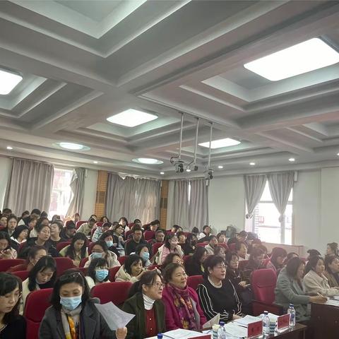 凝心聚智精规划 厉兵秣马备中考——延边州初中历史学业水平考试备考研讨会暨延边州初中历史侯锡凤名师工作室主题教研会