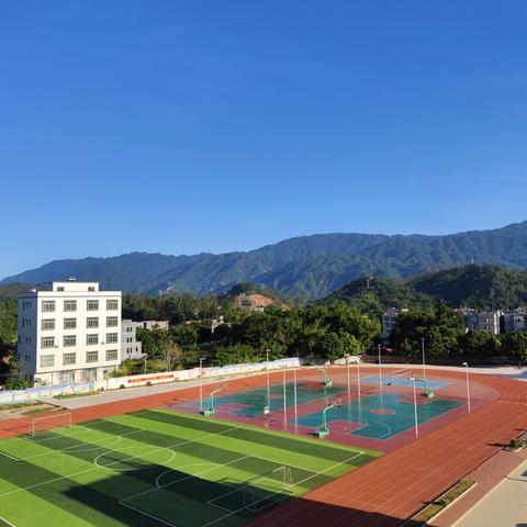 课赛促成长  精彩齐绽放——阳春市八甲中学各科教师优质课比赛活动