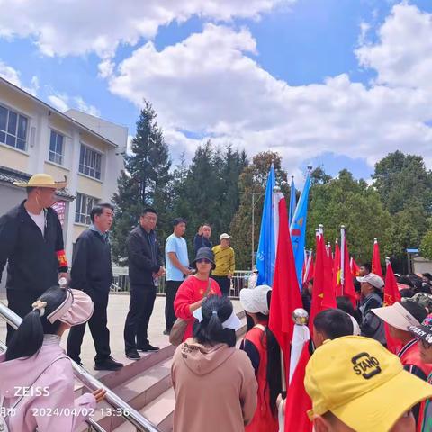 “污水化清流、护水理念入我心” ———撒营盘镇中心学校六年级组污水处理厂研学活动