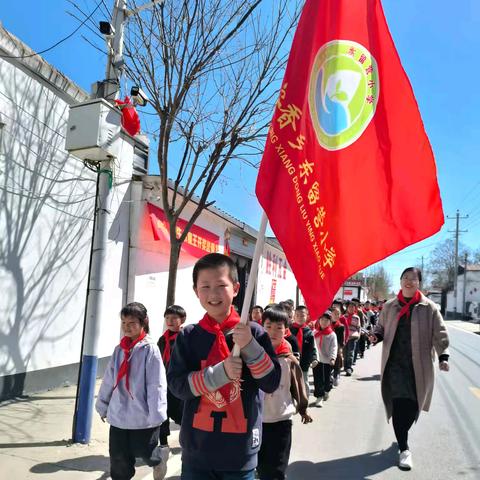 东留营小学清明踏青活动