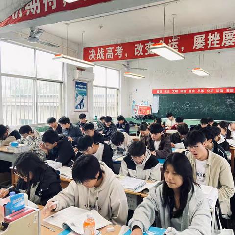 教室里的追光者