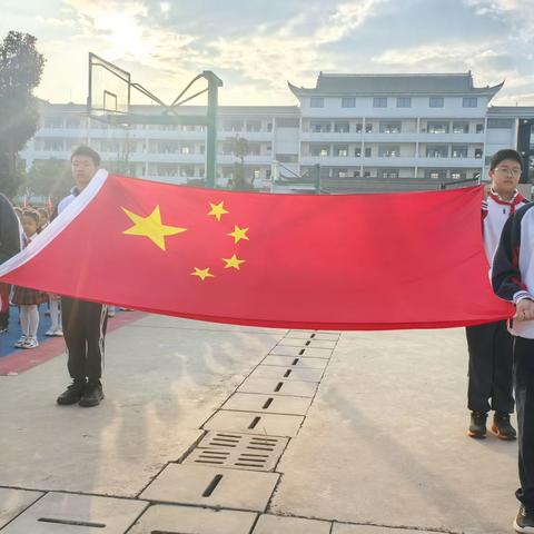 强国复兴由我  争当新时代好少年——建水县崇正小学2025年建队纪念日主题活动