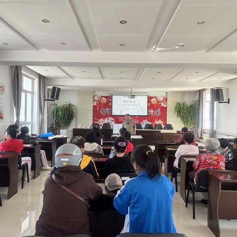 新开河镇新时代文明实践所开展“砚田拾趣”——退休职工书法课堂活动