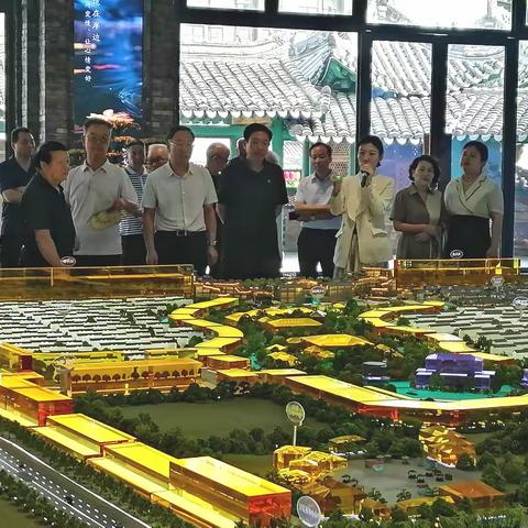 周至县人大常委会组织历届退休的老领导、老同志开展庆祝全国人民代表大会成立70周年调研活动