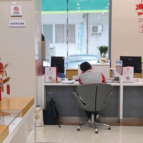 暖心助考！工行荔城支行变身“中考加油站”，为学子撑起一片清凉