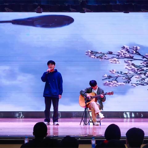 动力工程学院：举办迎春晚会