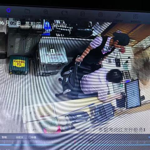 北江支行拦截一起客户异常取现事件