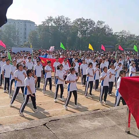 平江三中第58届运动会高一383班