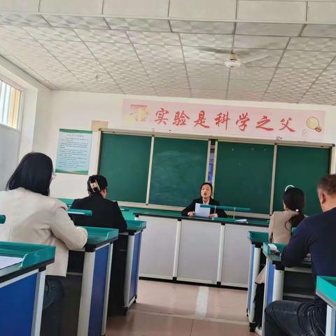 “教”无涯，“研”不尽——双望总校道德与法治中心教研组教研活动纪实