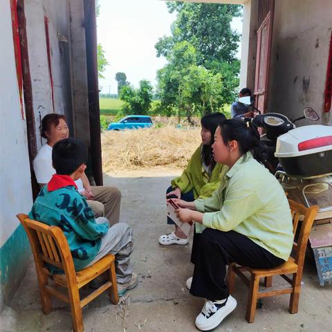 2024年5月11月，为拉近家校距离，实现家校共育，我校组织全体教师对学生进行安全教育和在校情况进行家访，完成了一场美丽的遇见教育之旅。