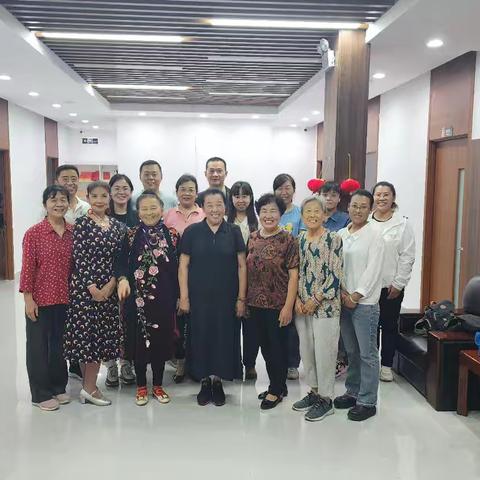 【同升一面旗 共唱一首歌】山师东路社区团支部庆祝中华人民共和国成立75周年