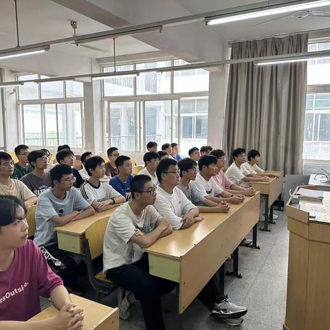 2024年度湖南铁道职业技术学院“活力团支部”风采展示—— 运输学院铁道供电242班团支部