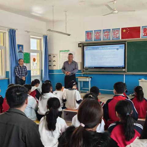 “声”动校园，赋能成长——高官庄中心学校开展演讲培训活动