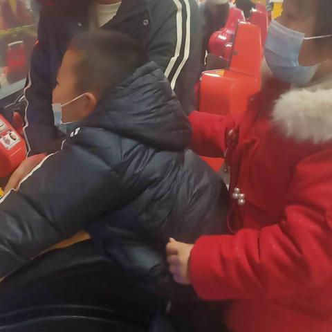 还在不贪玩才会输在起跑线上