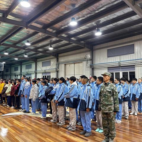 探索海洋文化 铸牢共同体意识——海拉尔区七校学子赴大连开展研学实践活动