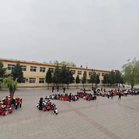 柏乡县王家庄中心小学防火防震演练
