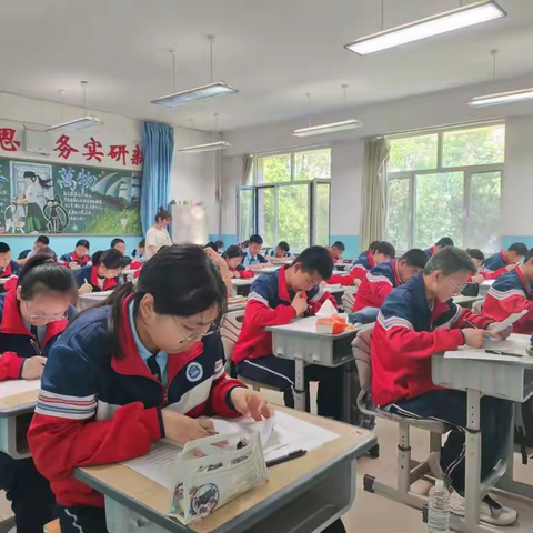 【级部动态】勤学筑梦，奋进期中——乌海六中高一年级期中考试进行时