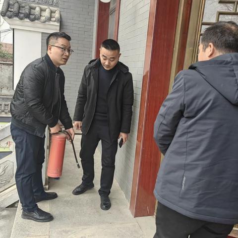 漫川关镇开展宗教活动场所和民间信仰活动场所消防安全集中除患攻坚大整治行动